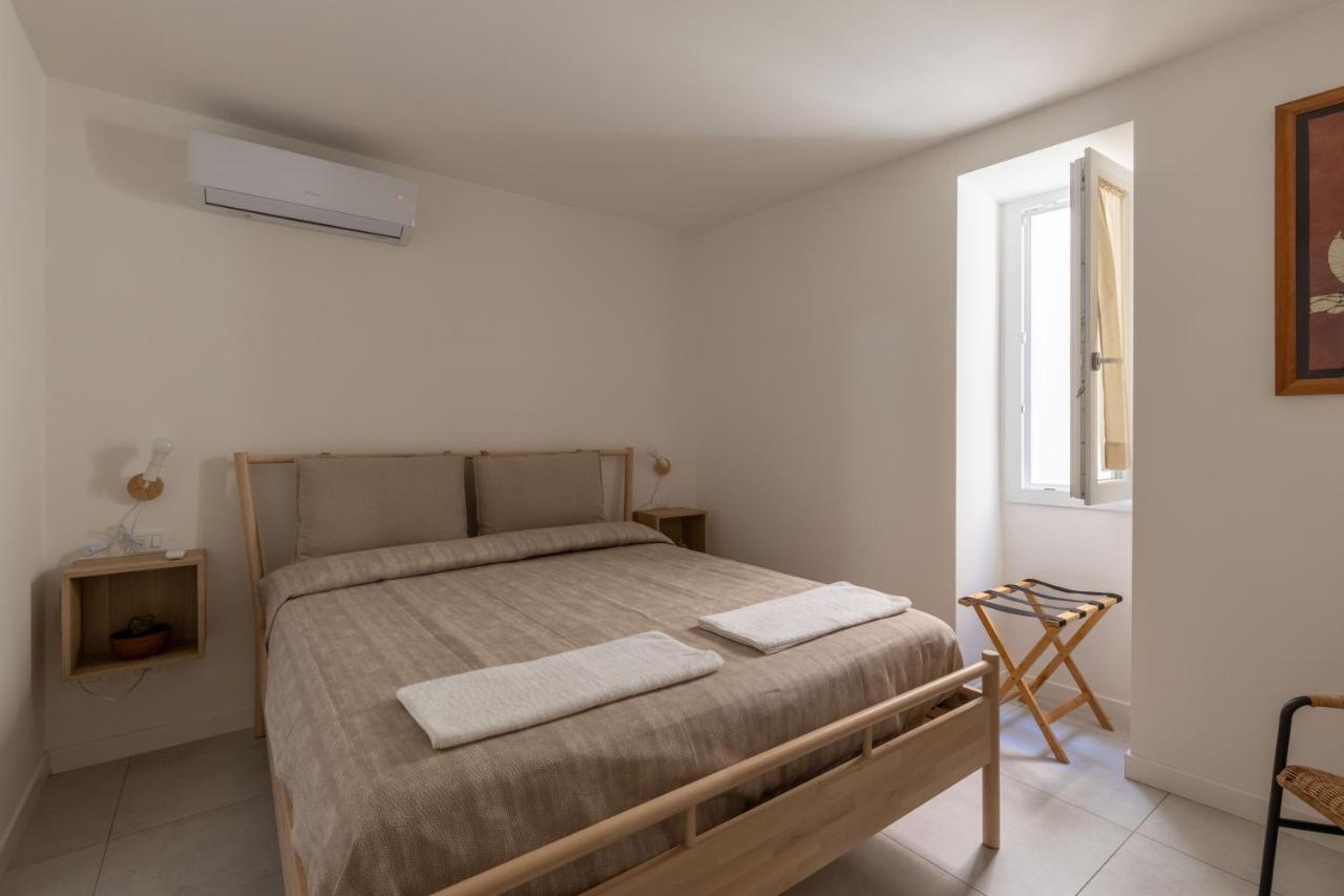Veterani Cefalu 75 Apartment ภายนอก รูปภาพ